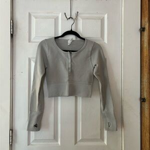 Offline by Aerie Long Sleeved Crop Top Size Small